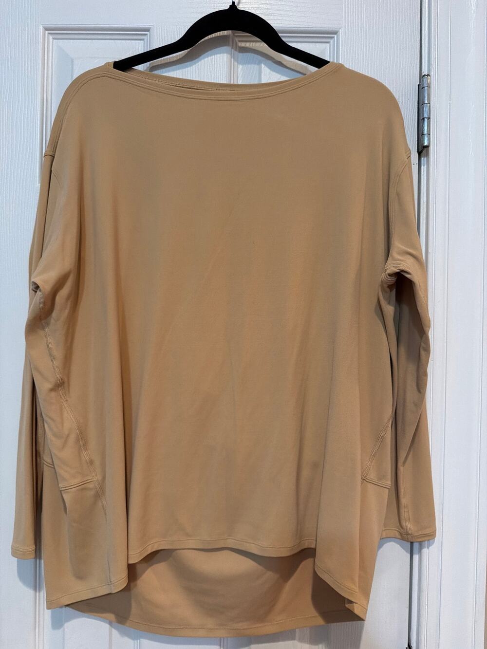 Lululemon Tan Back in Action Nulu